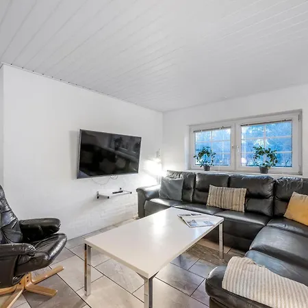 Lovely Pool House With Jumping Cushion And Activity Tatil Evi Ulfborg