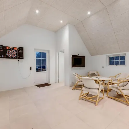 Lovely Pool House With Jumping Cushion And Activity * Ulfborg